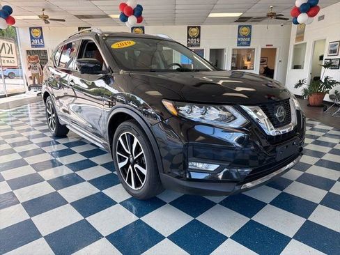 Used 2019 Nissan Rogue SL w/ Premium Package FWD image 1