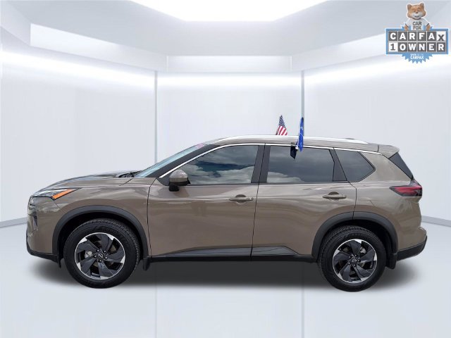 Used 2024 Nissan Rogue SV w/ SV Premium Package FWD image 5