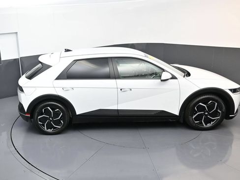 Certified 2024 Hyundai Ioniq 5 SEL RWD image 16