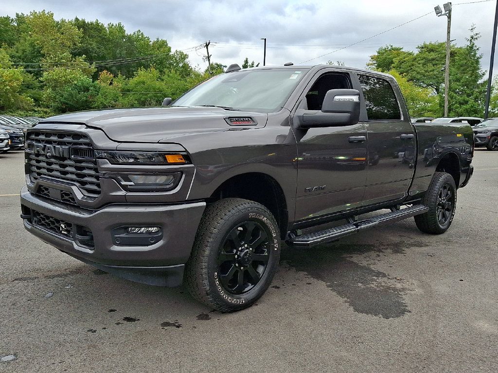 Certified 2025 RAM 2500 Big Horn AWD/4WD image 3