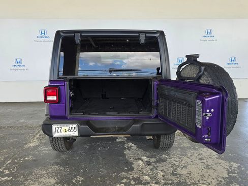Used 2023 Jeep Wrangler Unlimited Sport AWD/4WD image 32