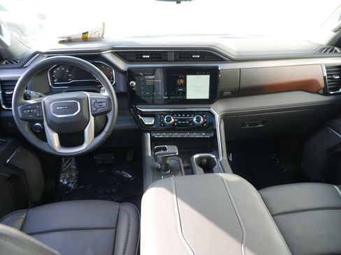 Used 2024 GMC Sierra 1500 Denali w/ Technology Package image 28