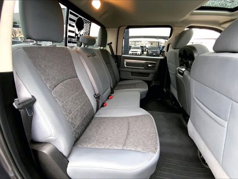 Used 2019 RAM 1500 Big Horn w/ Rambox Value Package image 17