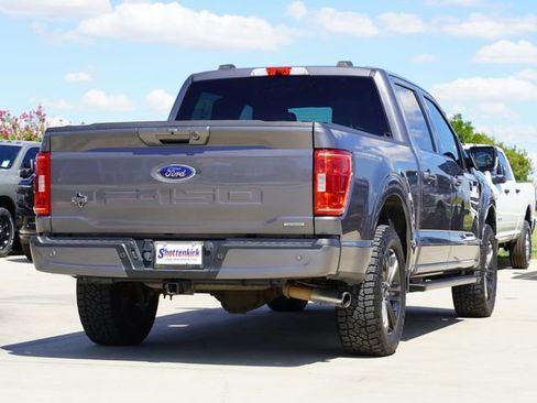 Used 2021 Ford F150 XLT w/ Equipment Group 302A High RWD image 11