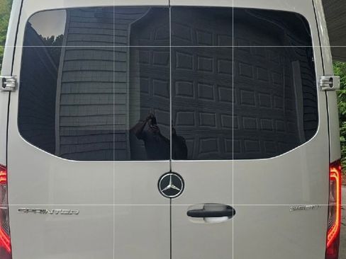 Used 2019 Mercedes-Benz Sprinter 144 image 36