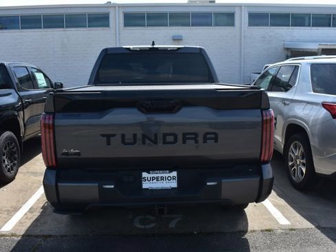 Used 2024 Toyota Tundra Platinum AWD/4WD image 5