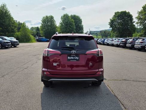 Used 2018 Toyota RAV4 SE w/ Power Extra Value Package AWD/4WD image 7