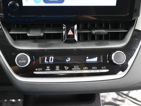 Used 2024 Toyota Corolla LE FWD image 20
