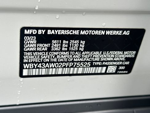 Certified 2023 BMW i4 eDrive35 w/ Premium Package RWD image 39