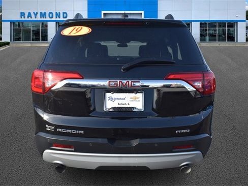 Certified 2019 GMC Acadia SLT image 4