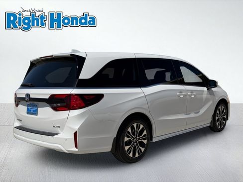 New 2026 Honda Odyssey Elite image 8