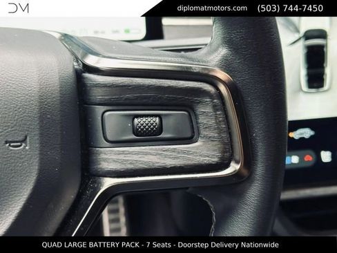 Used 2023 Rivian R1S Adventure AWD/4WD image 31
