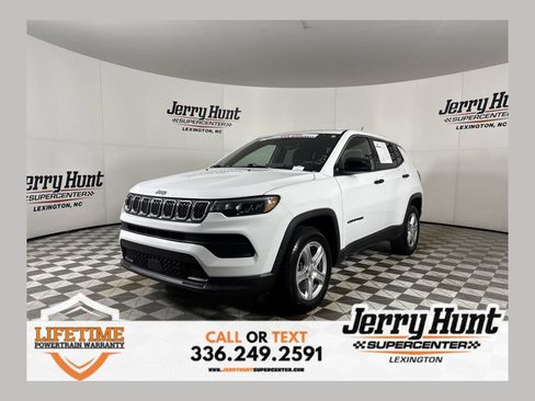 Used 2023 Jeep Compass Sport AWD/4WD image 1