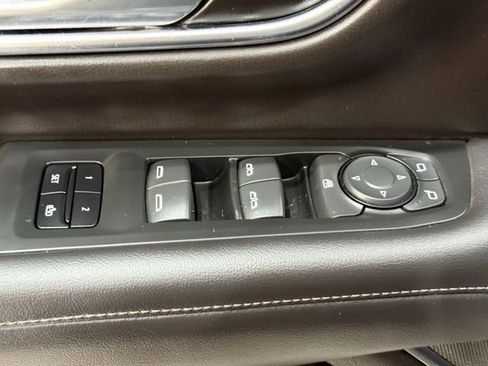 Used 2021 Chevrolet Tahoe Z71 image 33