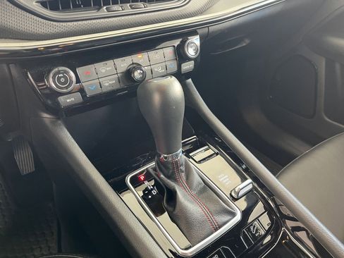 Used 2025 Jeep Compass Trailhawk image 51