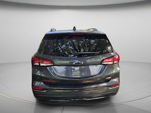 Used 2022 Chevrolet Equinox RS w/ Infotainment Package FWD image 5