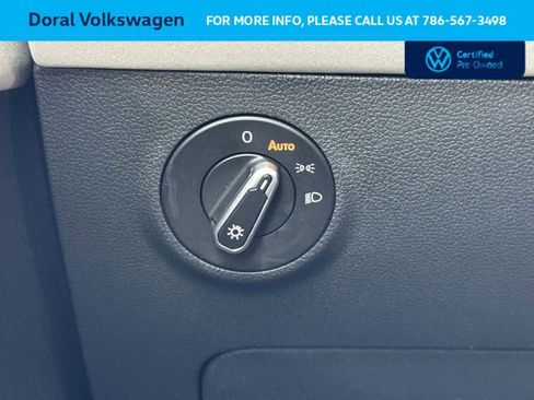 Used 2025 Volkswagen Taos SE image 17