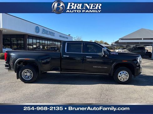 Certified 2024 GMC Sierra 3500 Denali w/ Denali Reserve Package image 4