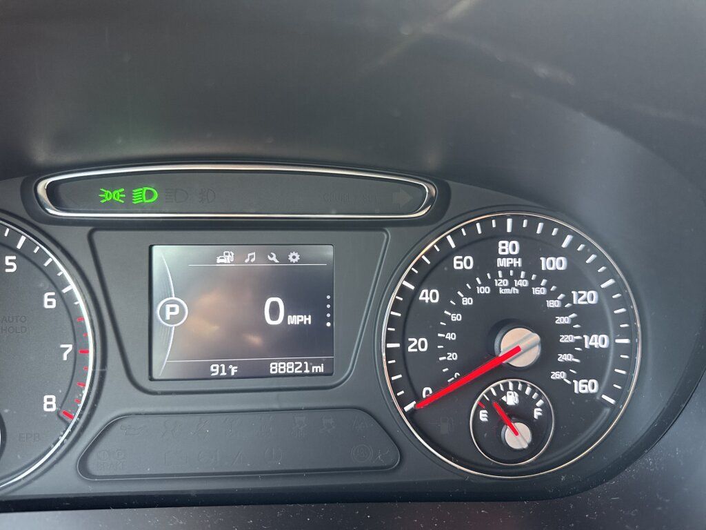 Used 2018 Kia Sorento FWD image 26