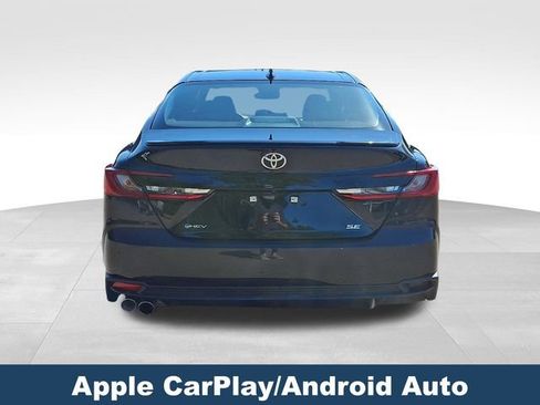 Used 2025 Toyota Camry SE FWD image 6