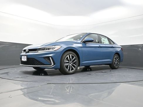 New 2026 Volkswagen Jetta SE FWD image 23
