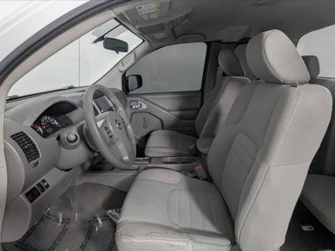 Used 2019 Nissan Frontier S image 14