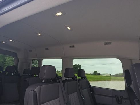 Used 2025 Ford Transit 350 XLT RWD image 12