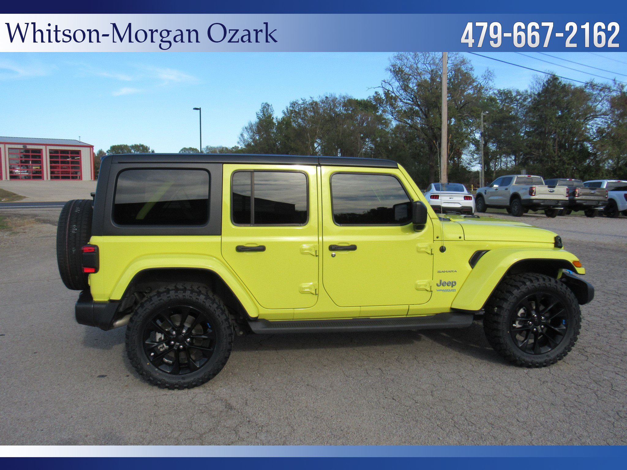 Used 2022 Jeep Wrangler Unlimited Sahara w/ Cold Weather Group AWD/4WD image 14