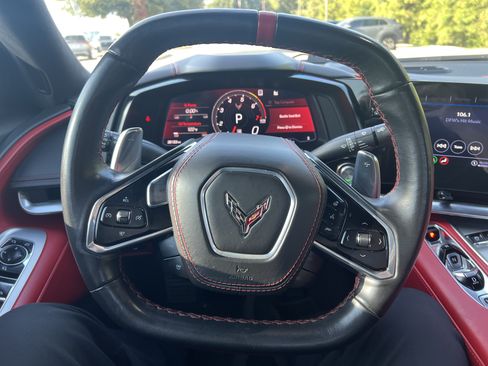 Used 2021 Chevrolet Corvette Stingray Premium Conv w/ Z51 Performance Package RWD image 15