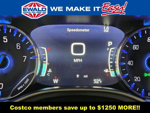 New 2026 Chrysler Pacifica Select AWD/4WD image 21