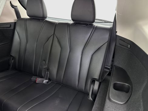 Used 2022 Acura MDX FWD image 40