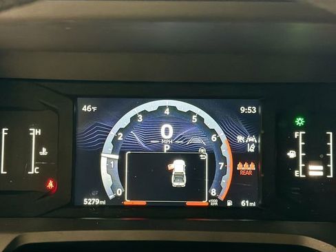 Certified 2025 Toyota Tacoma SR5 image 10