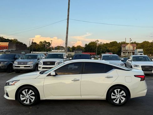 Used 2019 Nissan Altima 2.5 S FWD image 7