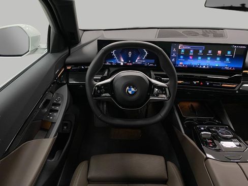 Certified 2024 BMW 530i xDrive w/ Convenience Package image 13