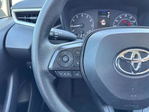 Used 2023 Toyota Corolla LE FWD image 15