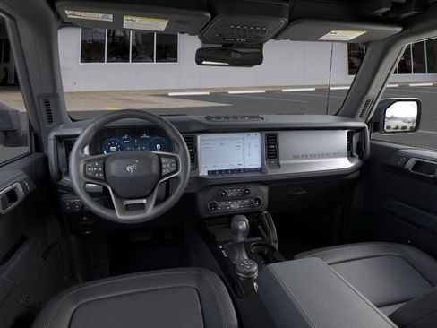 New 2026 Ford Bronco Badlands AWD/4WD image 9