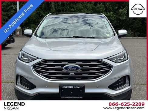 Used 2019 Ford Edge Titanium w/ Equipment Group 301A AWD/4WD image 2