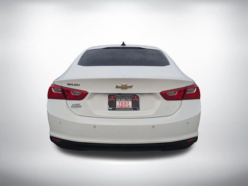 Used 2022 Chevrolet Malibu LS w/ Driver Confidence Package II image 4