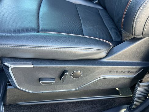 Certified 2022 Ford F150 Lariat w/ Equipment Group 502A High image 14