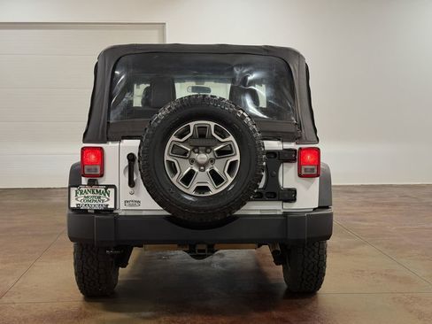 Used 2018 Jeep Wrangler Rubicon w/ Trailer Tow Group AWD/4WD image 23