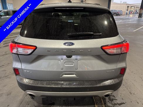 Used 2022 Ford Escape SEL image 9