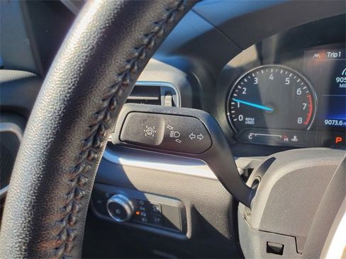 Certified 2022 Ford Explorer XLT w/ Equipment Group 202A image 15