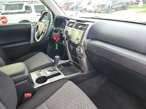Used 2020 Toyota 4Runner SR5 w/ Phone Cable & Charge Package image 15