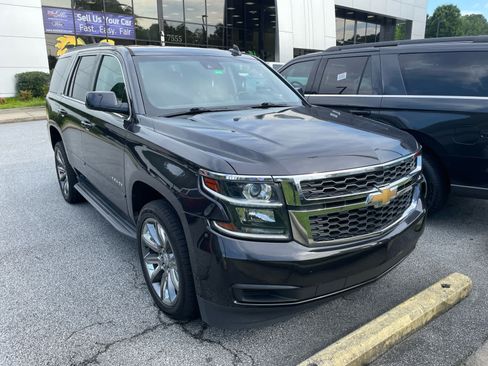 Used 2017 Chevrolet Tahoe LT RWD image 3