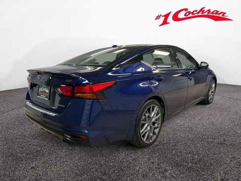 Used 2023 Nissan Altima 2.0 SR FWD image 27