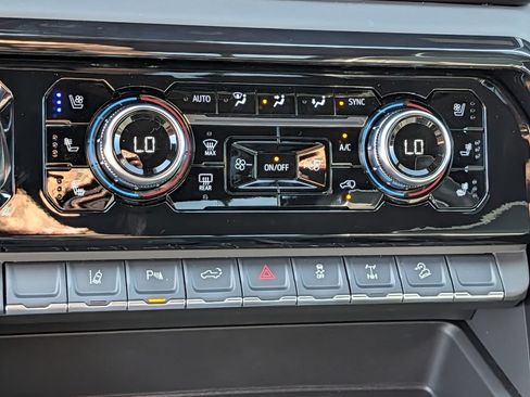 New 2026 GMC Sierra 2500 AT4X w/ AT4X AEV Edition AWD/4WD image 16