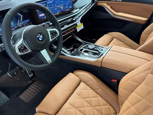 New 2026 BMW X7 xDrive40i w/ M Sport Package image 4
