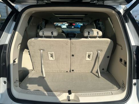 Used 2020 GMC Acadia Denali w/ LPO, Floor Liner Package image 24