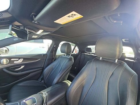 Used 2022 Mercedes-Benz E 350 Sedan image 7