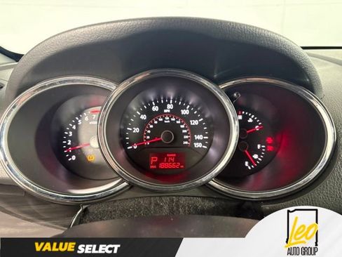 Used 2011 Kia Sorento LX AWD/4WD image 13